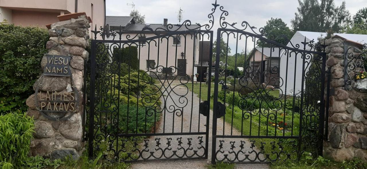 Viesu Nams "Laimes Pakavs" Otel Straupe Dış mekan fotoğraf